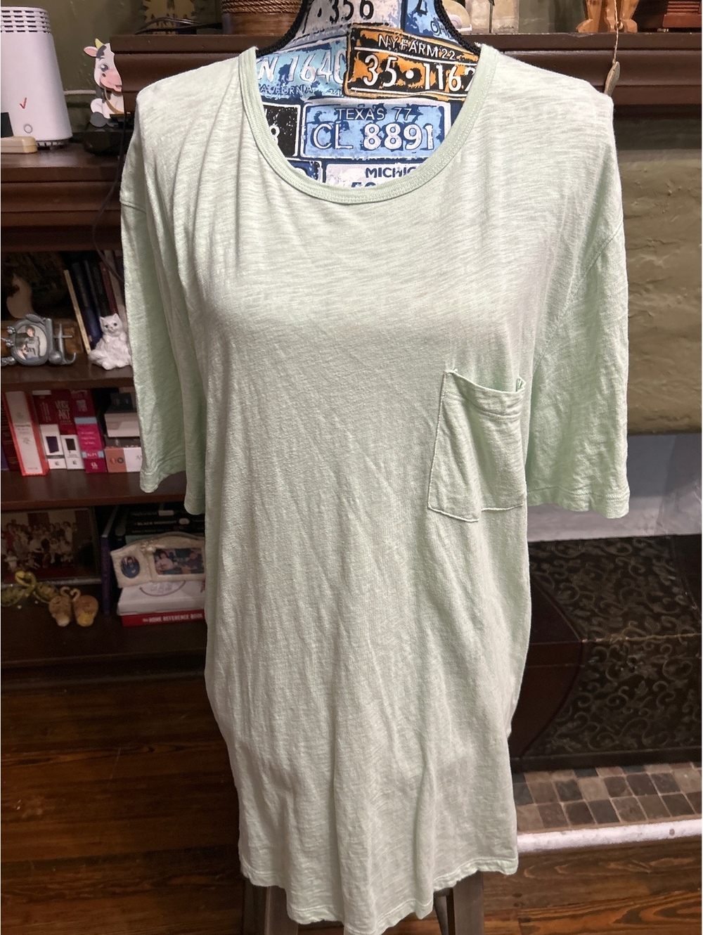 GAP Light Green Cotton T-Shirt with Pocket, Size XL